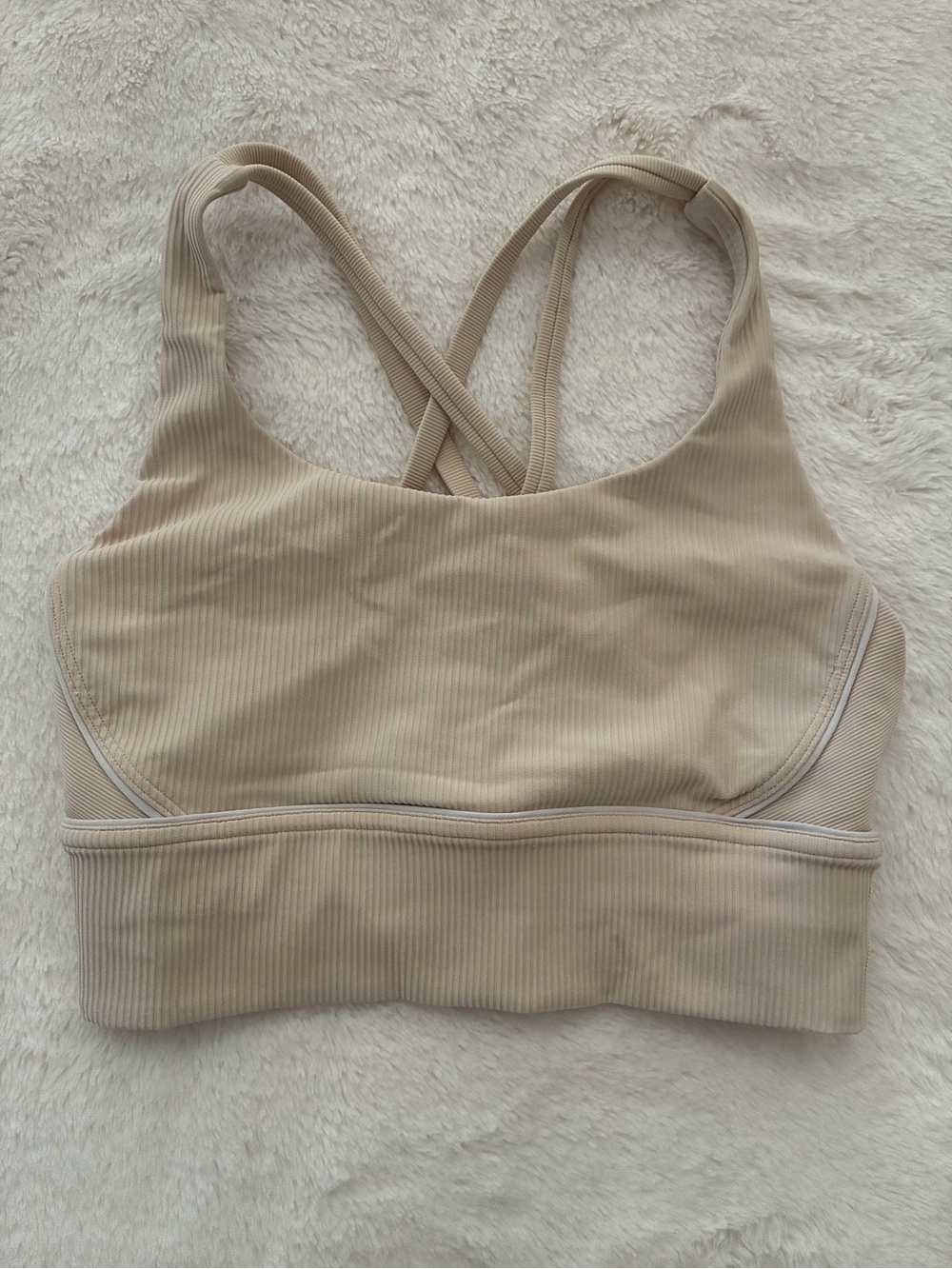 Lululemon sports bra 🌿